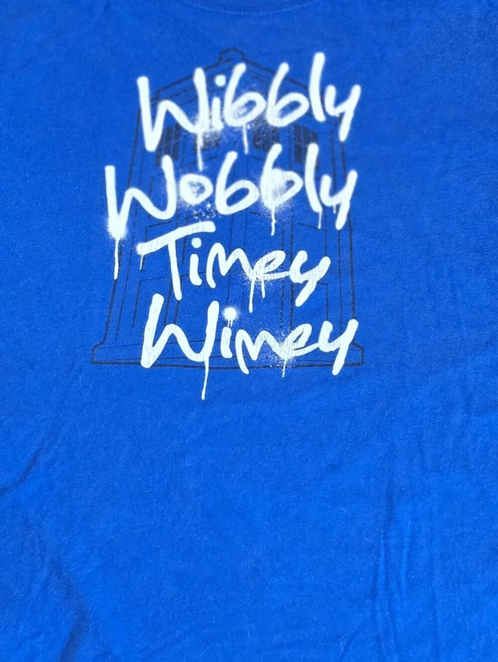 Men's Licenced Blue Short Sleeve Novelty Tee Doctor Who Graffiti Text & Tardis
